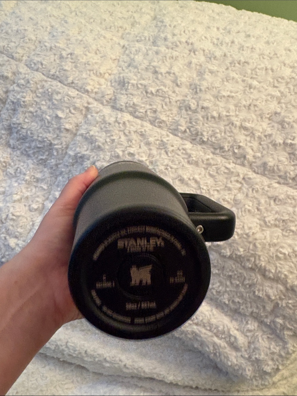 Stanley Black 30 oz Quencher - Picture 9 of 10